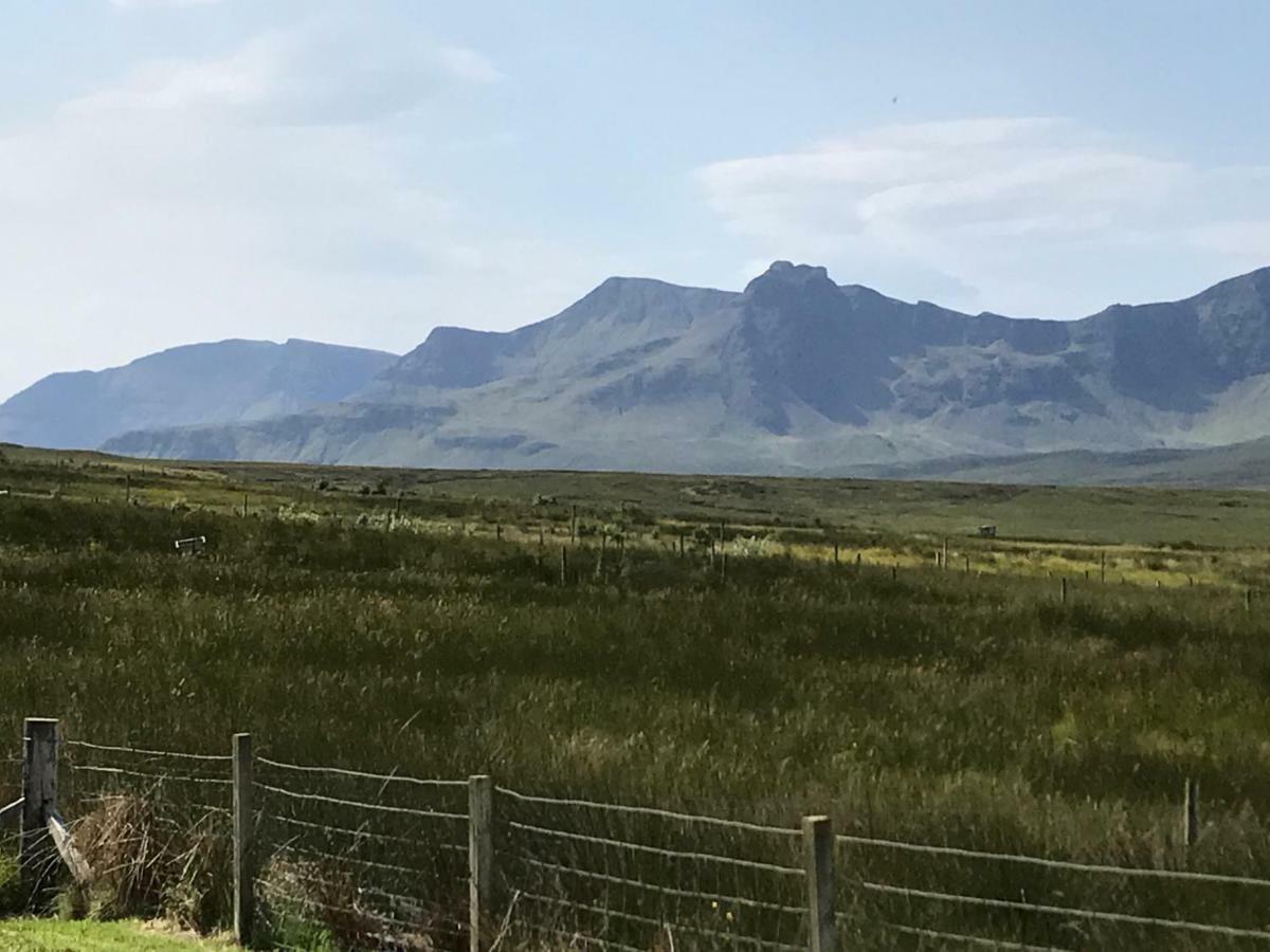 Trotternish Ridge View Appartamento Staffin Esterno foto