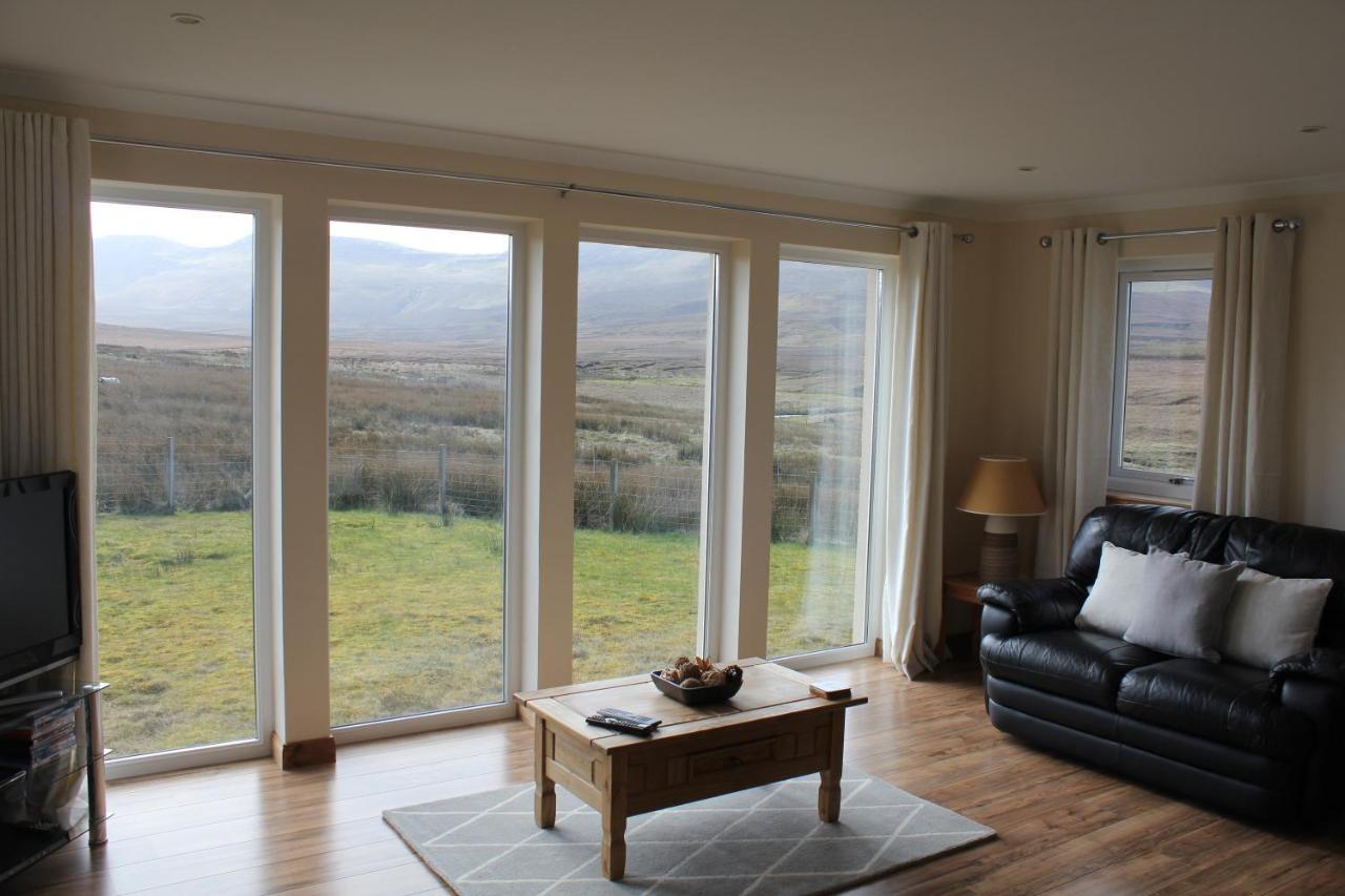 Trotternish Ridge View Appartamento Staffin Esterno foto